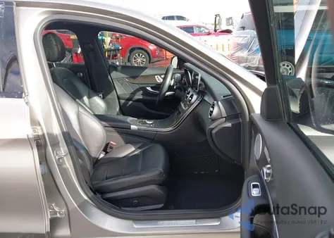 2019 Mercedes-Benz C 300 4Matic из США, поврежденный, VIN 55SWF8EB1KU312915